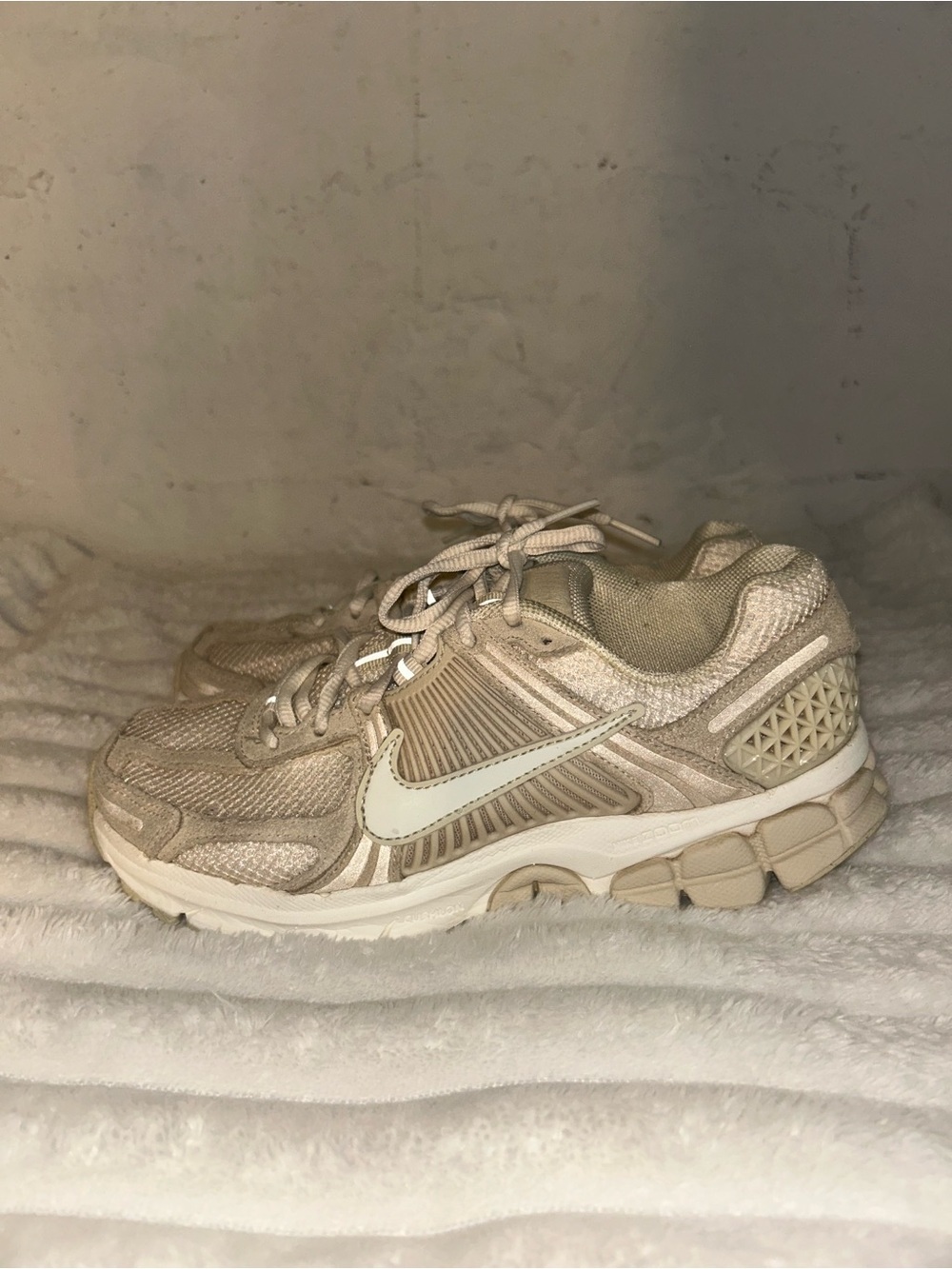 Nike Neutral Beige Mesh Running Shoes with White Swoosh